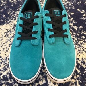 Globe Motley Teal Suede Skate Shoes Mens 13 Rare Colorway Sneakers